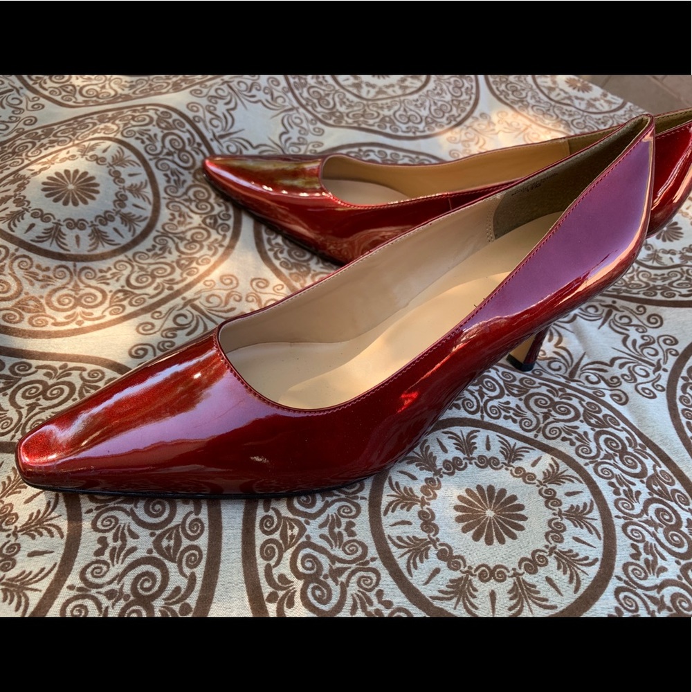 Size 11 Karen Scott women’s 11 Clancy red